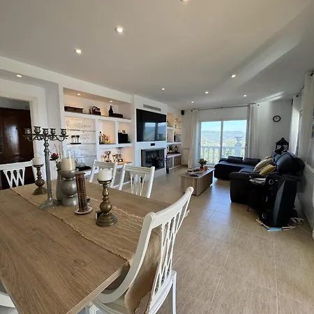 Aura Con Vistas Al Mar En