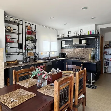 Aura Con Vistas Al Mar En بيت للعطل *