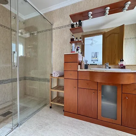 Aura Con Vistas Al Mar En بيت للعطل