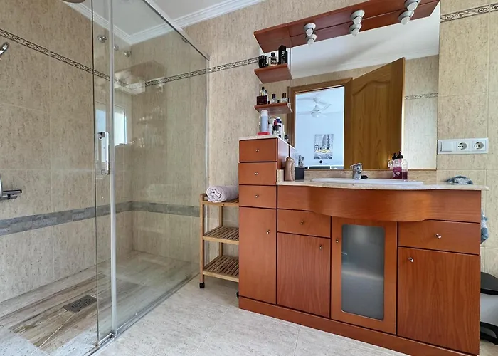 Aura Con Vistas Al Mar En بيت للعطل